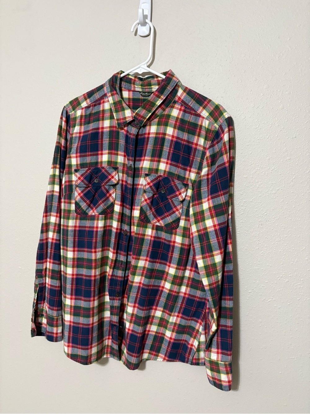 Eddie Bauer Red Navy Green Plaid Button-Down Shirt
